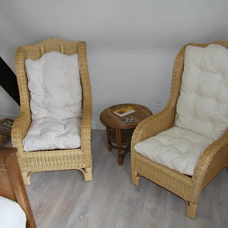 De Oude Pastorie Bed & Breakfast Netersel