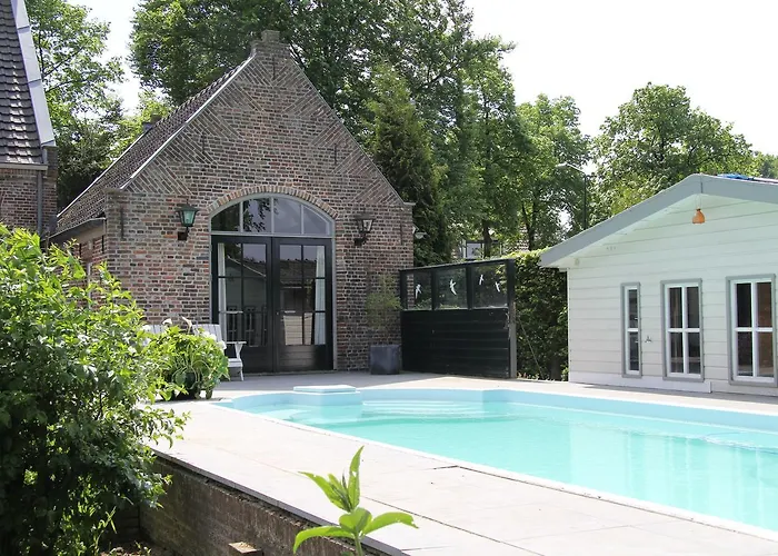 De Oude Pastorie Bed & Breakfast 3*