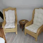 De Oude Pastorie Bed & Breakfast Netersel