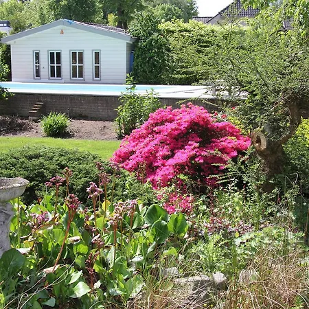De Oude Pastorie Bed & Breakfast